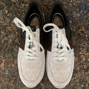 Michael Kors Allie Trainers